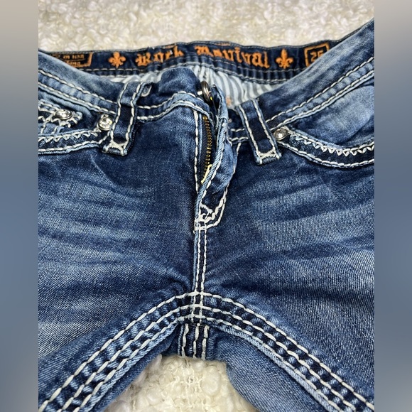 Rock Revival. Donna Bootcut Medium Distressed Wash Denim Jean. Size 26. - Picture 9 of 12